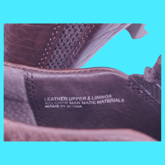Born Sz 8.5 M/W Brown Distressed Leather Bootie Ankle Boot Cushioned 3 inch Heel - Picture 6 of 15